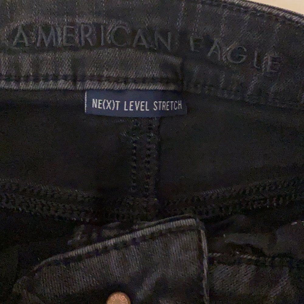 American Eagle distressed black hi-rise jegging - Picture 2 of 6